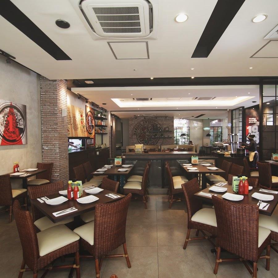 Pizza Hut, Buncit