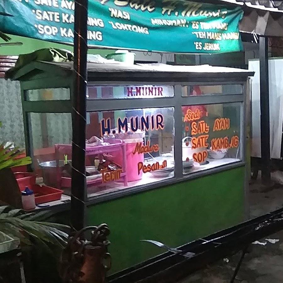 Sate Madura Haji Munir Cak Ndut, Pahlawan