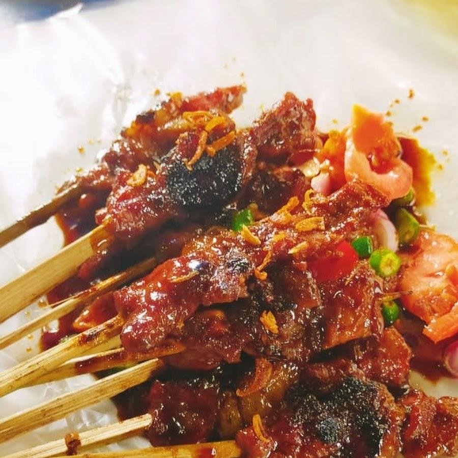 Sate Madura Camp Jawa, Gajah Mada