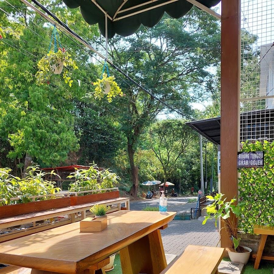 FURANO FOOD & COFEE JEMBER