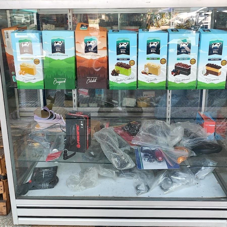 Bolu Susu Lembang Dan Bakpia Kukus Steven, Wirobrajan