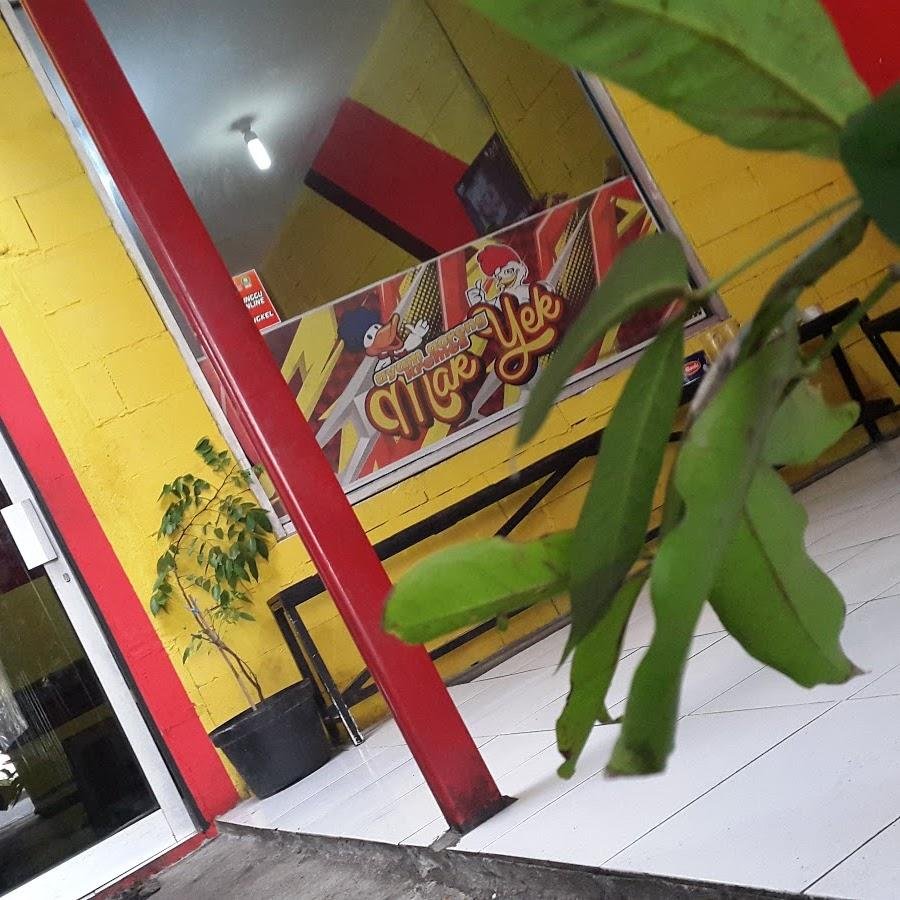 Ayam Goreng Kremes Mak Yek, Soekarno Hatta