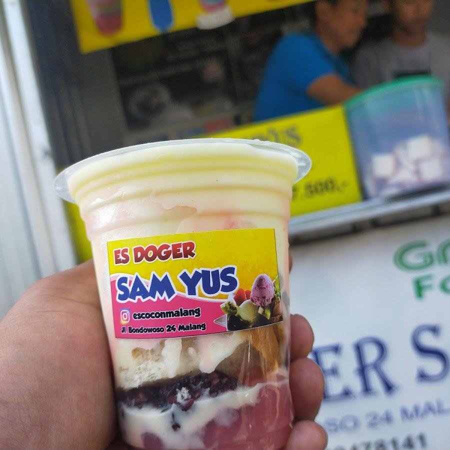 Es Doger Sam Yus, Klojen