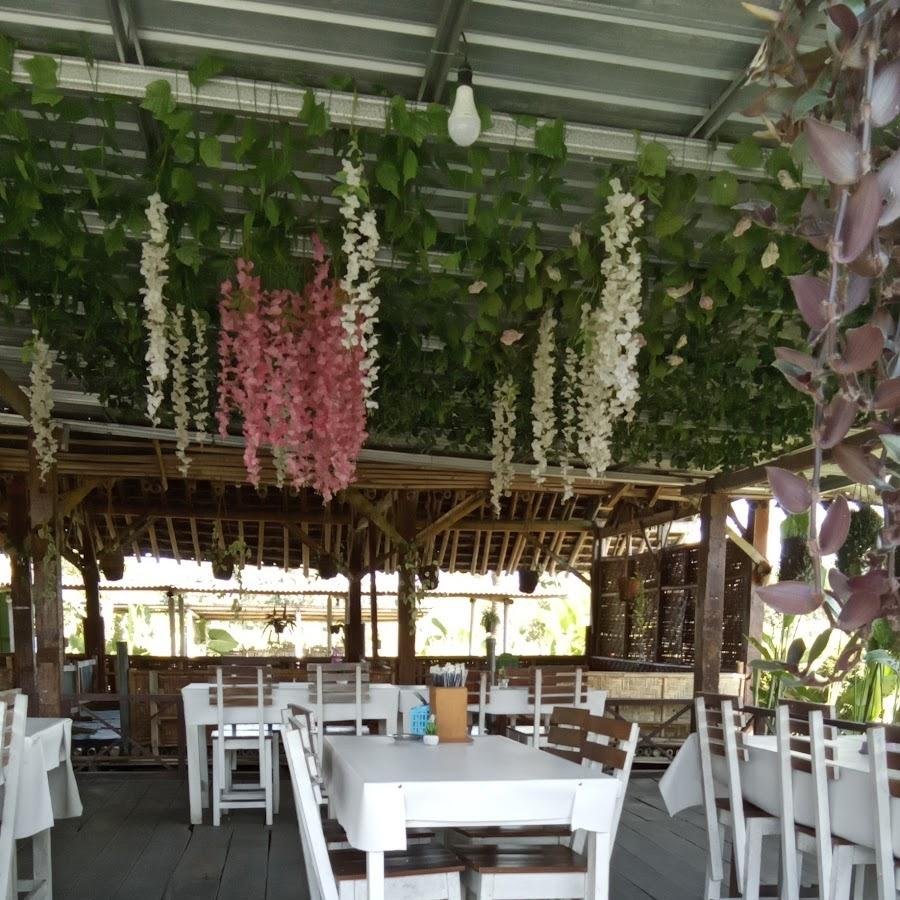 Warung Makan Mbah Putri