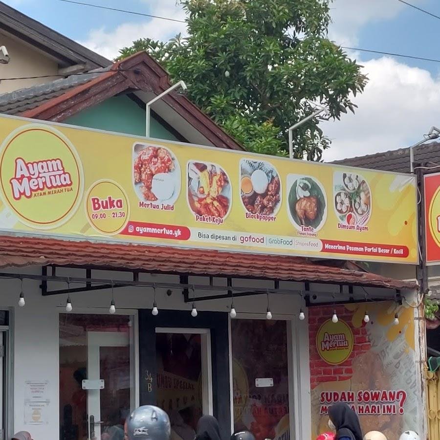 Ayam Mertua, UGM