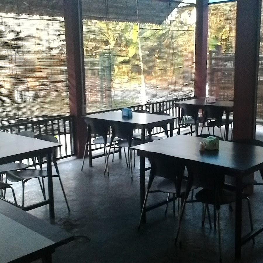 Soto Kudus Kedai Taman