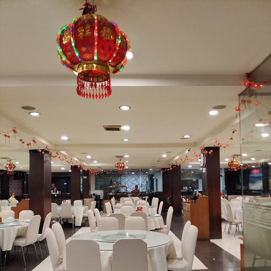 Famili Ria Restaurant, Sunter