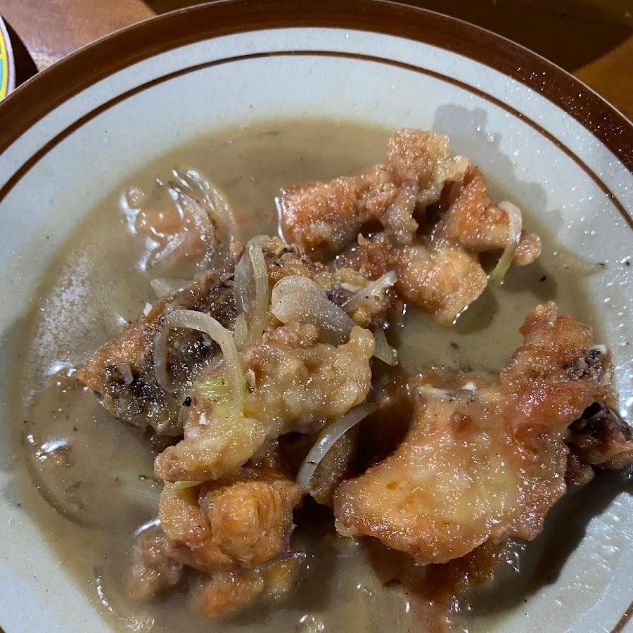 Warung Ciput, Pajangan