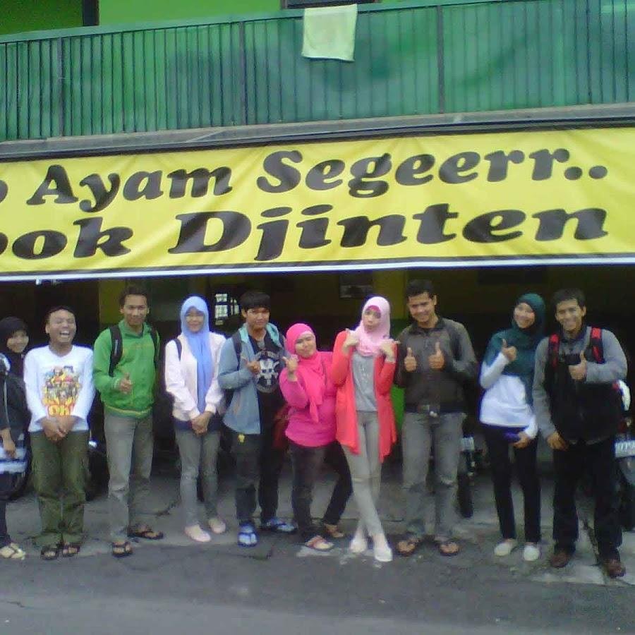 Soto Ayam Mbok Djinten, Cempaka