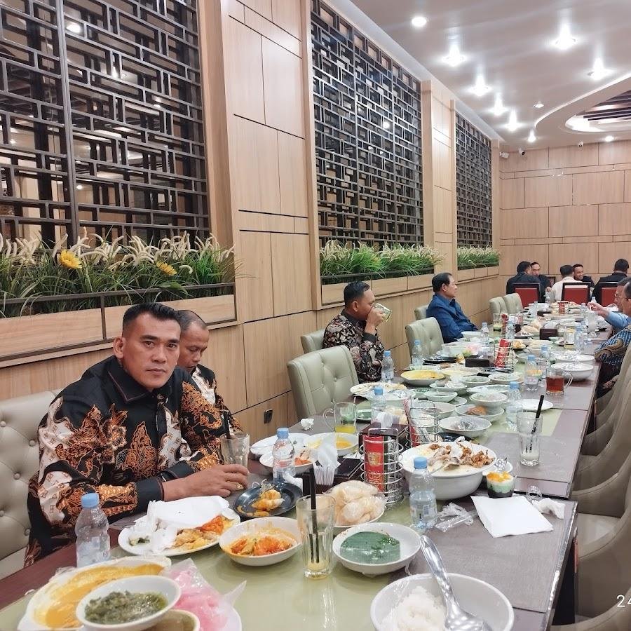 Pagi Sore, Saharjo