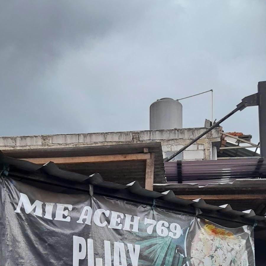 Mie Aceh 769 Pijay, Pejaten Timur