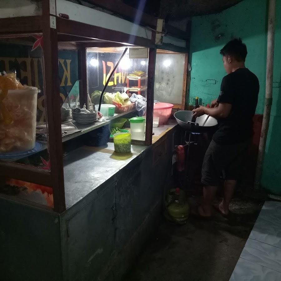 Nasi Goreng Rizky, Manglid