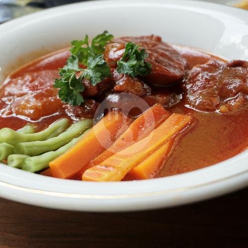Sop Buntut Bakar Saos Madu menu Toko Kue Sara Cabang Buring, Buring
