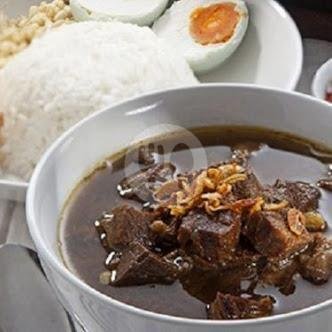Review PeDeBeef Resto & Cafe: Makanan Enak dan Suasana Nyaman di Kediri