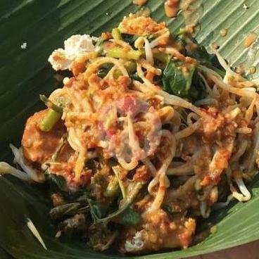 Pecel Tanpa Nasi menu Nasi Pecel Madiun Mbak Susi, Jl. Dharmahusada 107 Surabaya