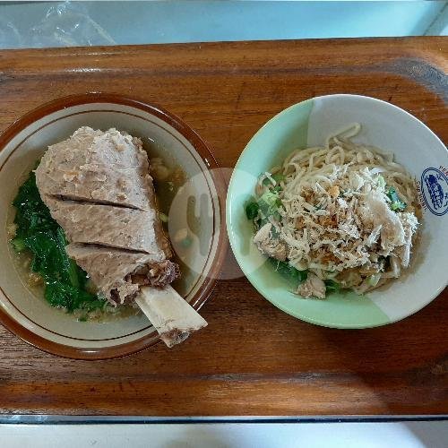 Review Menyentuh Jiwa di BAKSO BEJO LEMBANG: Kenangan Masa Kecil yang Terabadikan dalam Setiap Suapan