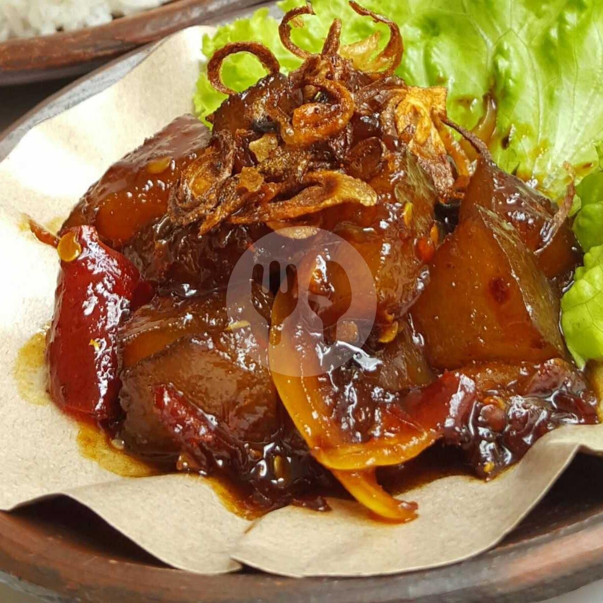 Paket Kikil menu Warung Gongso Mbak Ninie, Kartasura