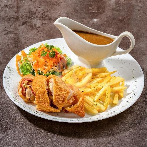 Beef Cordon Bleu menu Star Kitchen, Taman Kopo Indah II