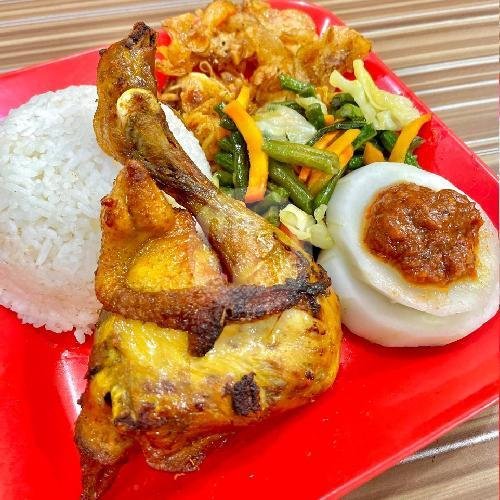 LoMie menu Empal Pengampon, di Gang