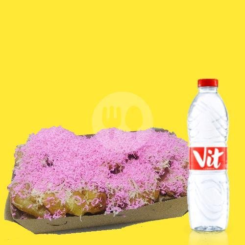 Piju Strawberry + Vit 550ml menu Pisang Juju, Sagan