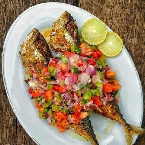 Cakalang Saos/ Porsi menu Kalasey Khas Manado, Thamrin