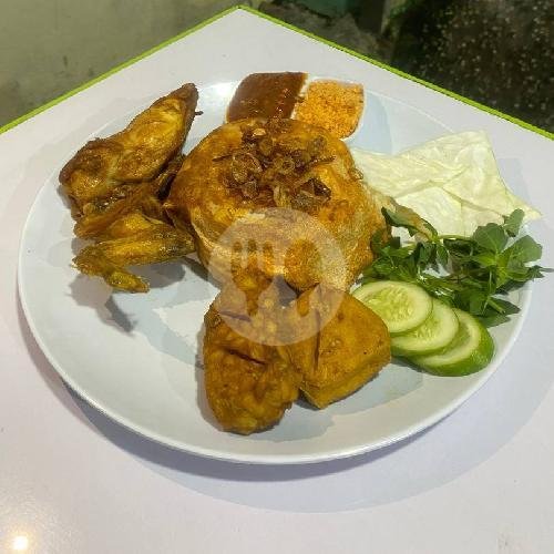 Nasi Telur Bungkus + Ayam Goreng menu Bubur Ayam Bang Jaya, Pesanggrahan