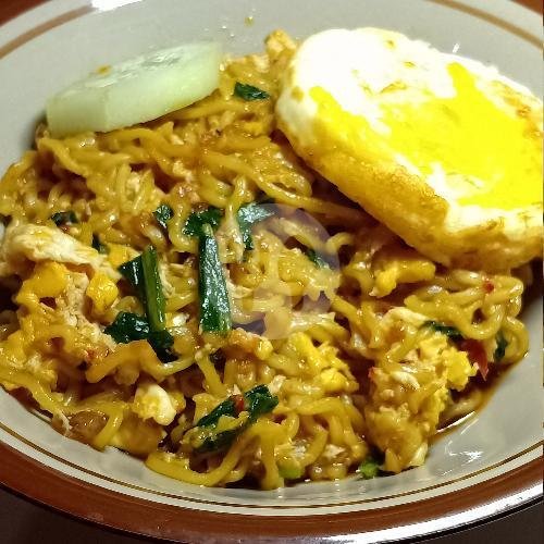 Indomi Petir Cabe 1 menu Warung Ayam Kremes Pak Muklis, Blimbing