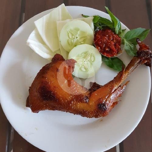 Ayam Geprek menu Empal Ayam Penyet 58, Dr Wahidin