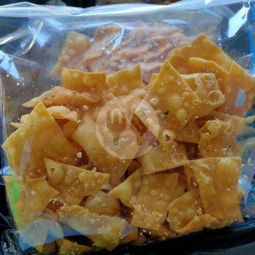 Kerupuk Ikan Keriting menu Mie Ayam Bangka Angit, Cipinang Jaya