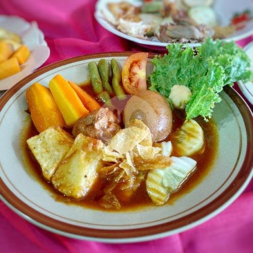 Review Warung Selat Bu Sri: Makanan Enak dan Harga Terjangkau di Mojolaban