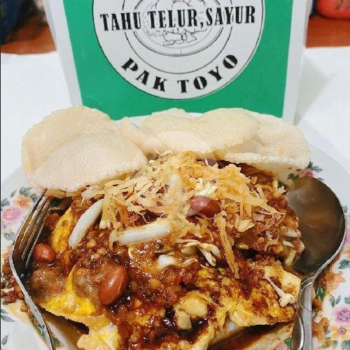 Lontong Tahu Telor menu Lontong Tahu Telor Pak Toyo, Dolopo