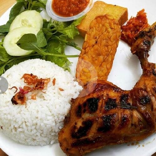 Nasi Ayam Bakar menu Rumah Makan Lidah Bagoyang