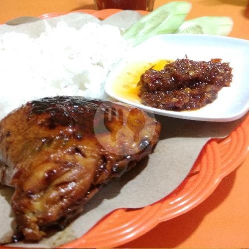 Ayam Bakar Plus Es Teh menu Ayam Geprek & Ayam Bakar Kang Bawor, Argorejo