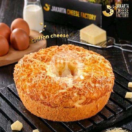 Banana Puff Chocolate menu Jakarta Cheese Factory Cipete