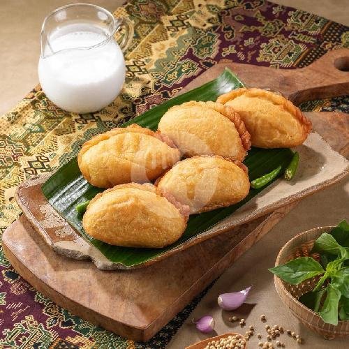 Pastel ( 5 pcs ) menu Waras Warung Tradisional, Tebet