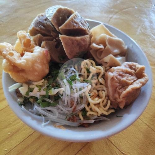 Jeruk menu Bakso Istiroso, Taman