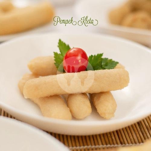 Pempek Balok menu Pempek Ny. Kleta, Bukit Duri