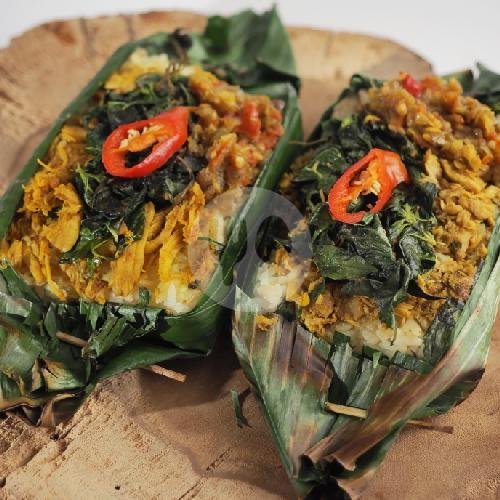PAHE A (Nasi Bakar Ayam +3 Sate Loklok) menu Angkringan Mbok Nom, Griya Babatan Mukti