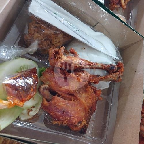 Review Ayam Goreng Lunak Mbok Sarun: Pengalaman Makan yang Tak Terlupakan di Kartasura