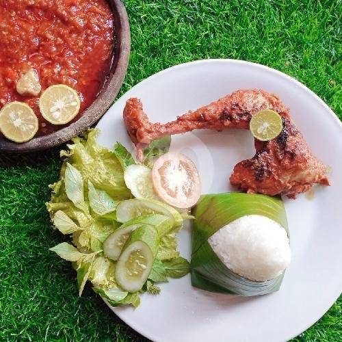 Paket GURAME Bakar menu Ayam Taliwang Mbok Sutil, Manggarai