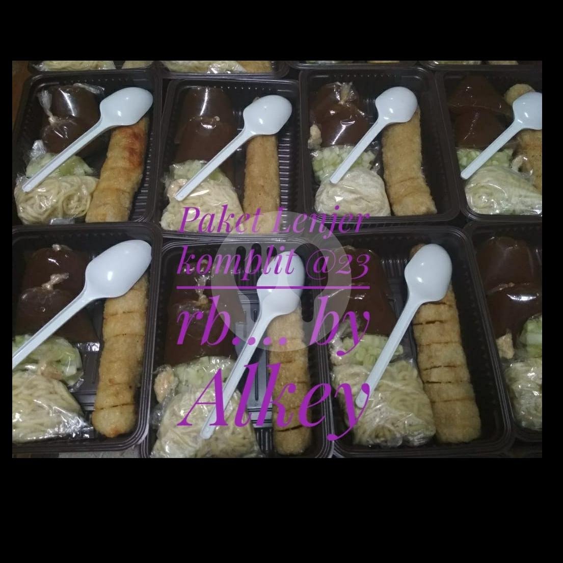 Mie Goreng menu Kedai Pempek Alkey, Pedurungan