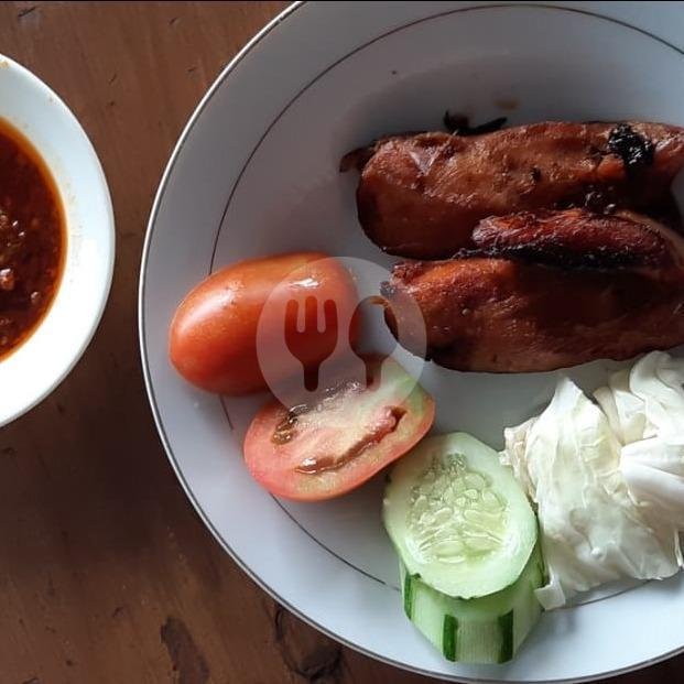 Kepala menu Ayam Goreng Pak Kromo 9, Berbah