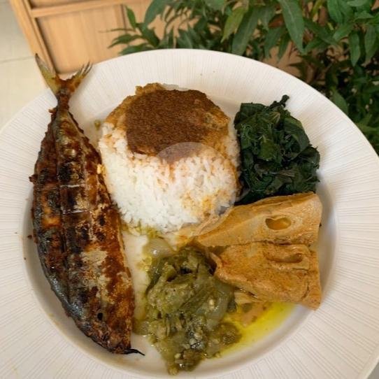 Nasi Rendang menu RM Padang Restu Mande, Jatinangor