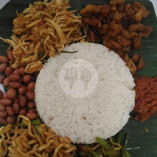 Nasi Jinggo menu Warung Nyoman, Nogorojo