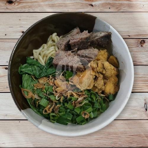 Bakso Dan Mie Ayam Putra Puas: Nostalgia Rasa di Tengah Semarang