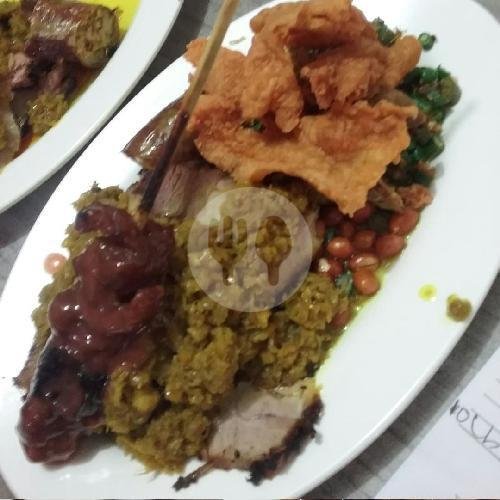 Ayam Goreng Sambel Matah menu Warung Seruni Masakan Bali, Sukun