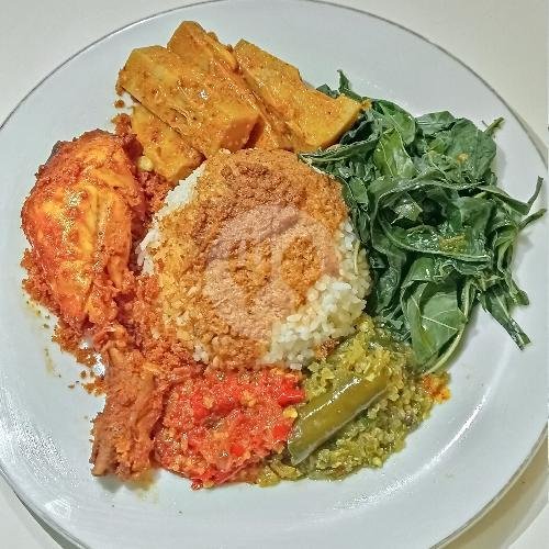 Nasi Ayam Balado menu Nasi Padang Rokzy Minang, Padalarang