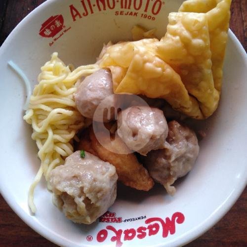 Bakso Campur Kikil menu Bakso Arema Cak Tono, Batu