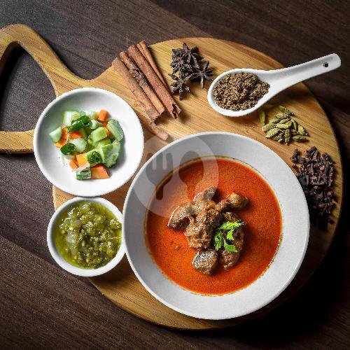 Nasi Gulai (curry) Sapi menu Malabar Arham (Kalawi), Kampung Kalawi