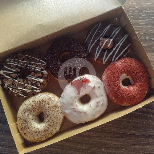 Review Timi Donat: Surga Donat Enak di Magelang Utara